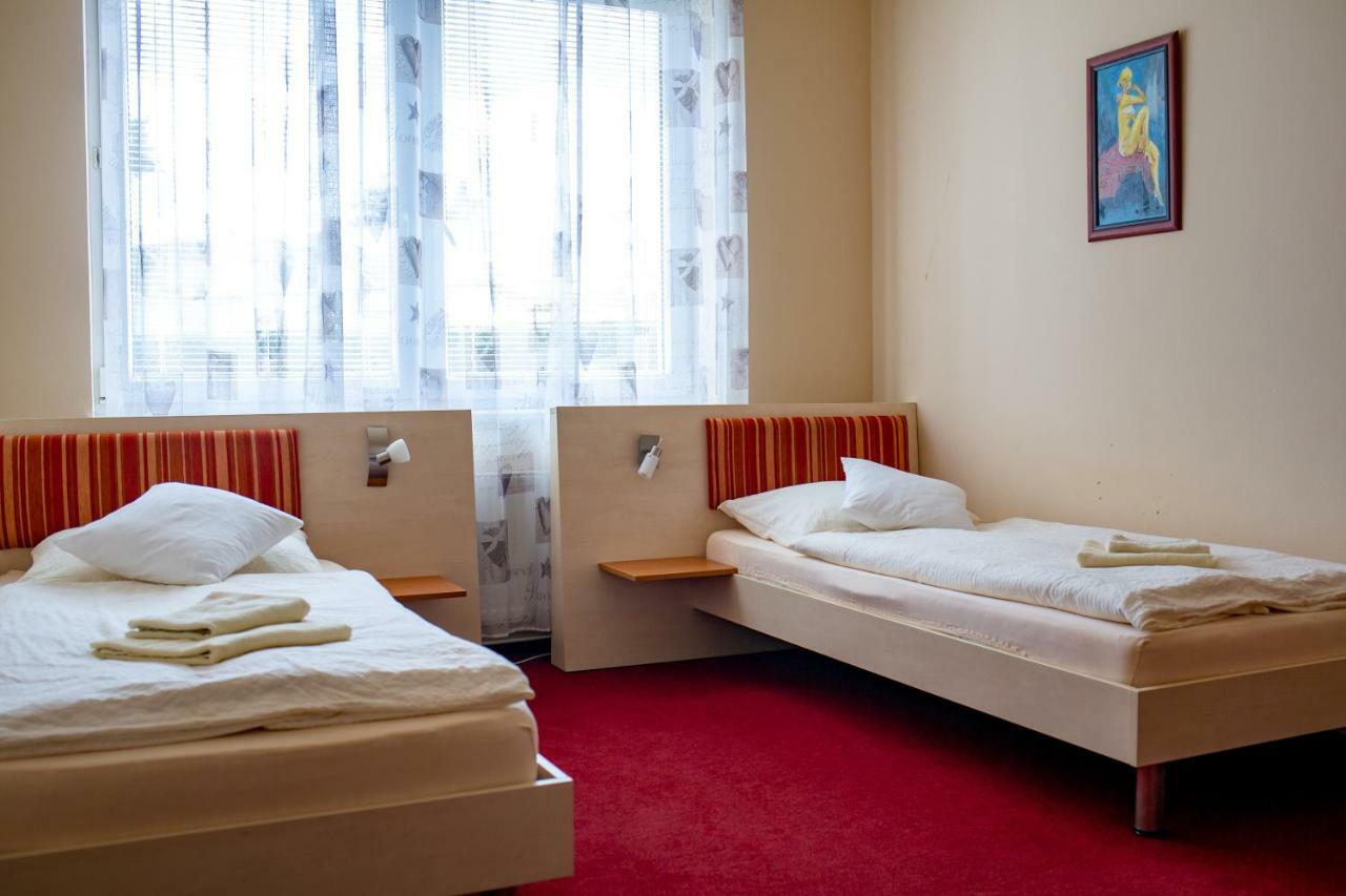 Penzion Na Kurtech Opava Exterior photo